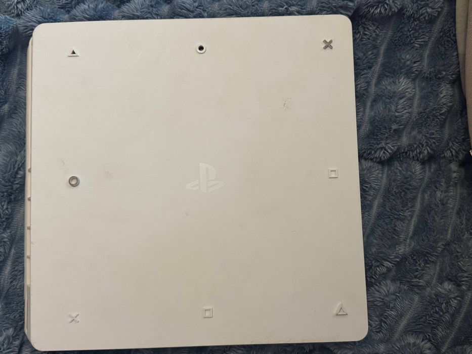Sony PlayStation 4 slim на запчастини