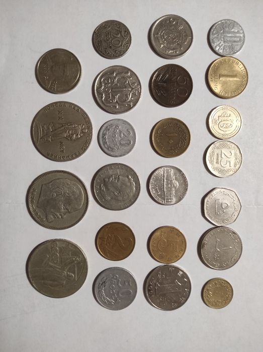 монети різних країн
