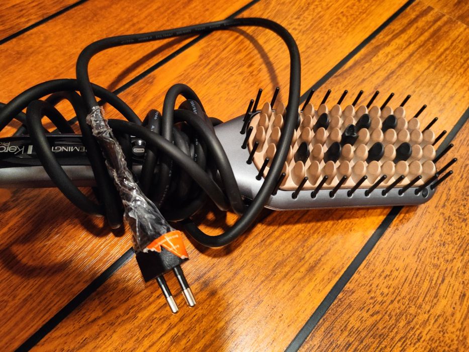 Nowa szczotka prostująca, prostownica, Remington Keratin Protect