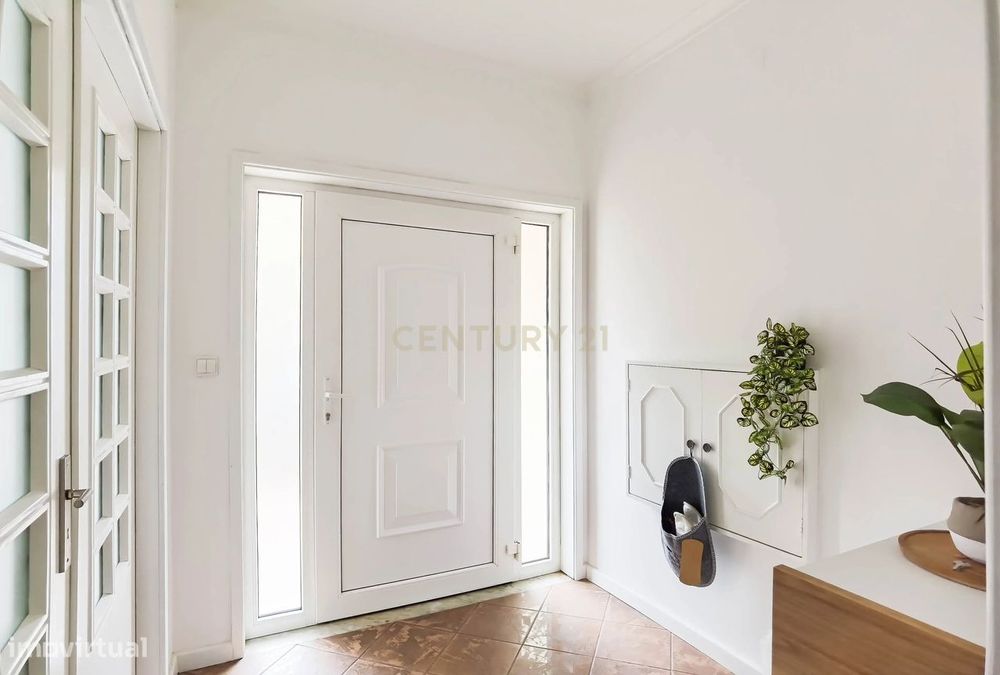 Moradia T4+1 em Baguim do Monte ( Ao Seixo )