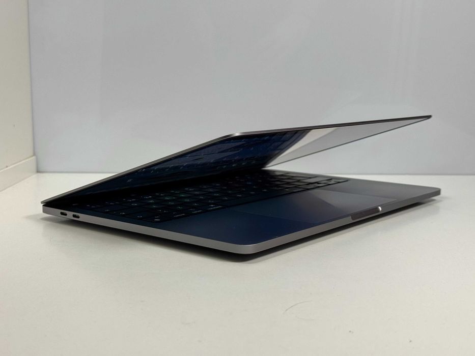 MacBook Pro 13 2020 M1 TouchBar 8GB RAM 256GB SSD Space Gray Gwarancja