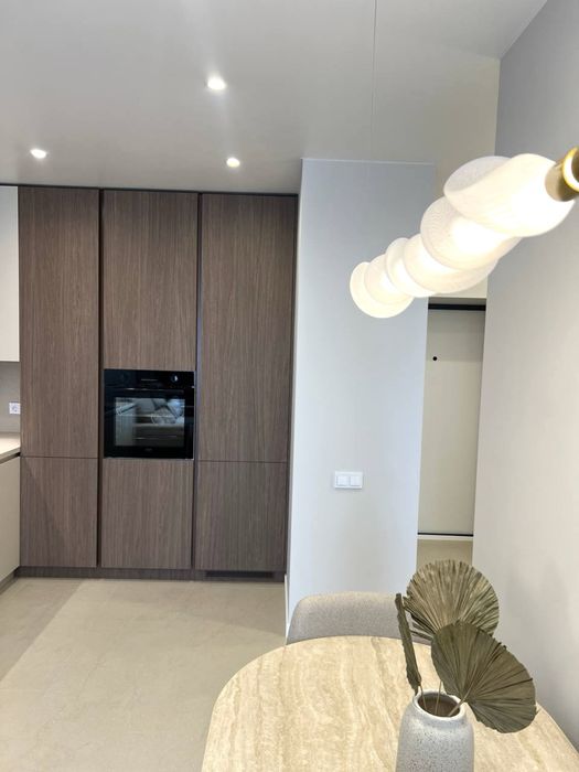 Однокімнатна SATIN apartment квартира біля Центрального парку в ЖК Нові метри П27 з газом