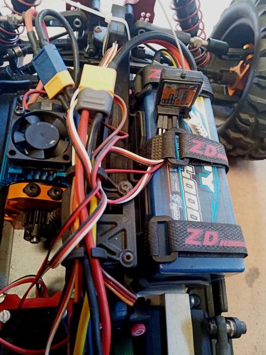 Monster Truck RC 4x4 1/8