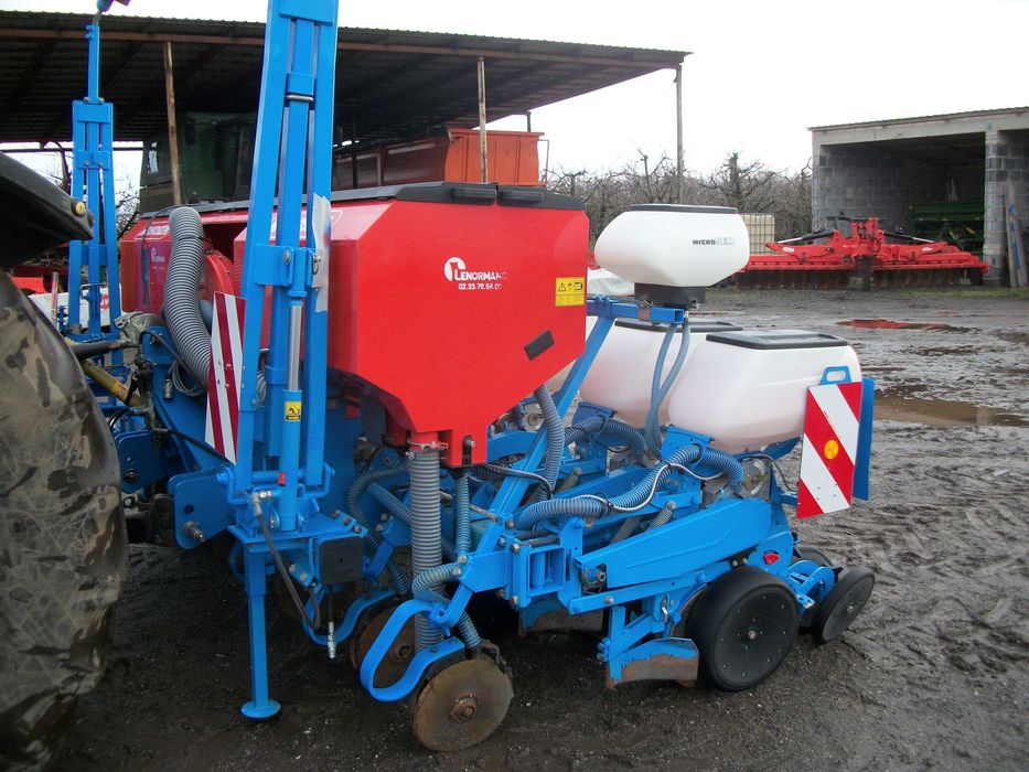 Siewnik do kukurydzy MONOSEM 6-rzędowy talerzowy