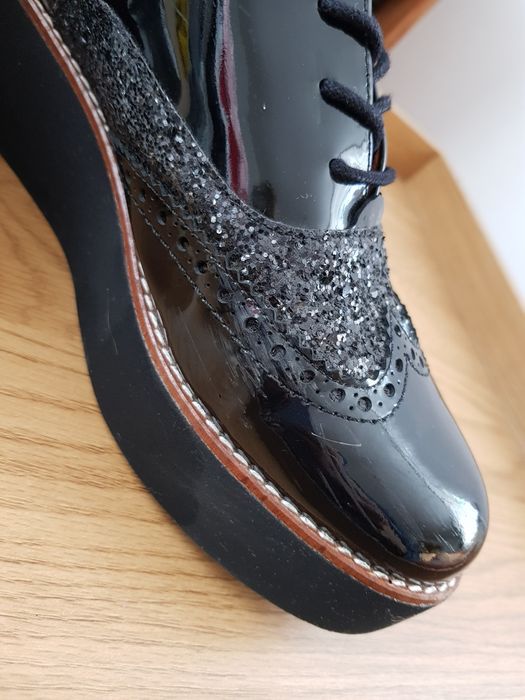 Wittchen buty półbuty eleganckie skóra sznurówki