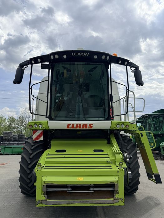 Комбайн Claas lexion 650