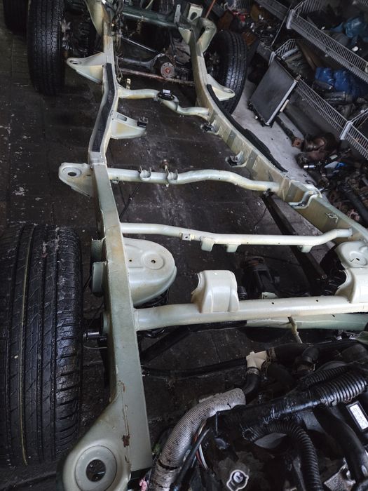 Suzuki jimny 10r rama  nowa