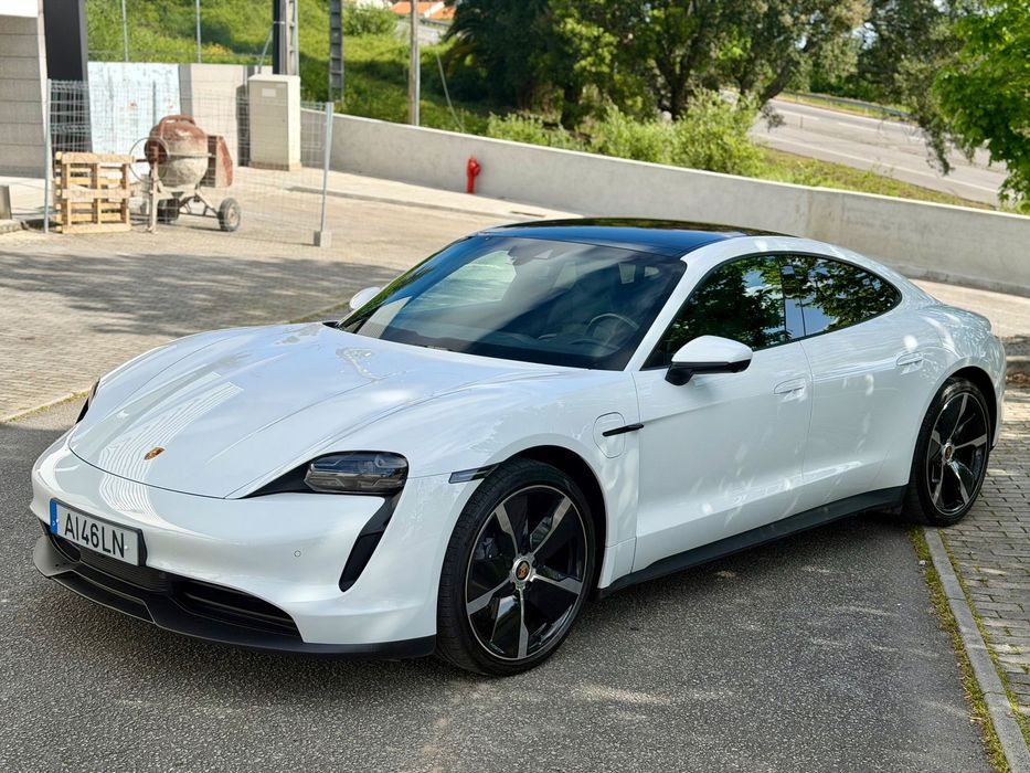 Porsche Taycan Bateria Performance Plus