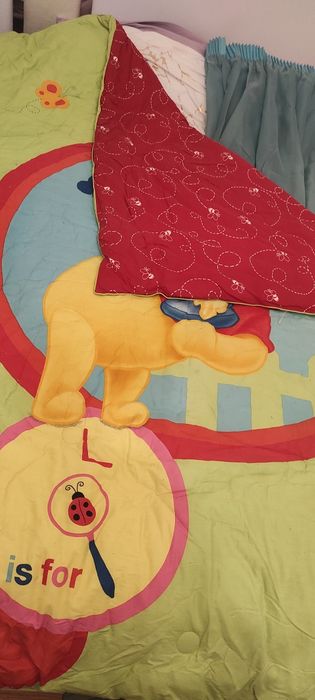 Cortina + colcha + tapete