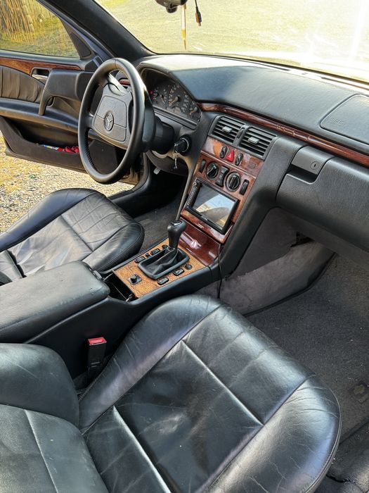 Мерседес w210 1996 2.0