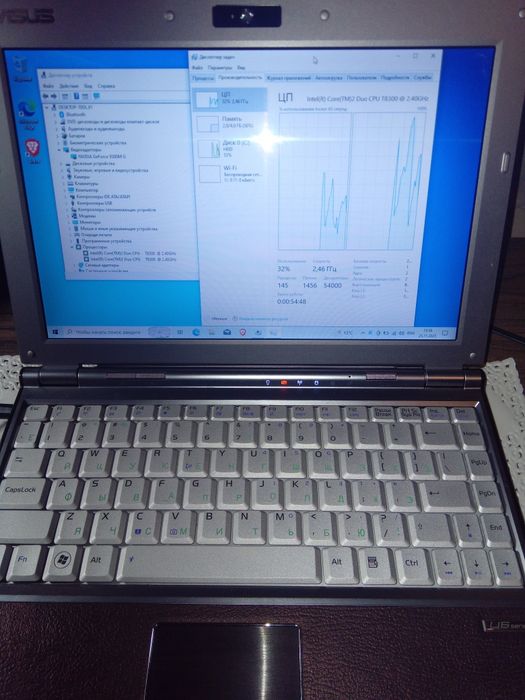 Ноутбук Asus Toshiba