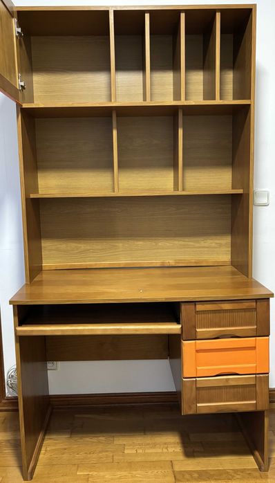 Secretária com Estante para Quarto de Criança ou Escritório