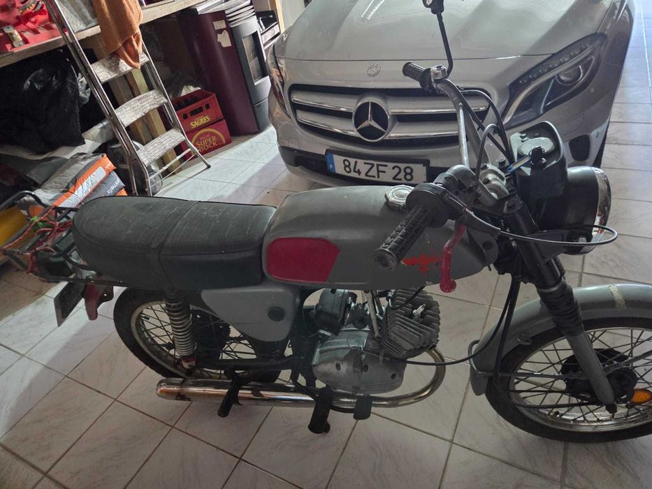 motorizada casal