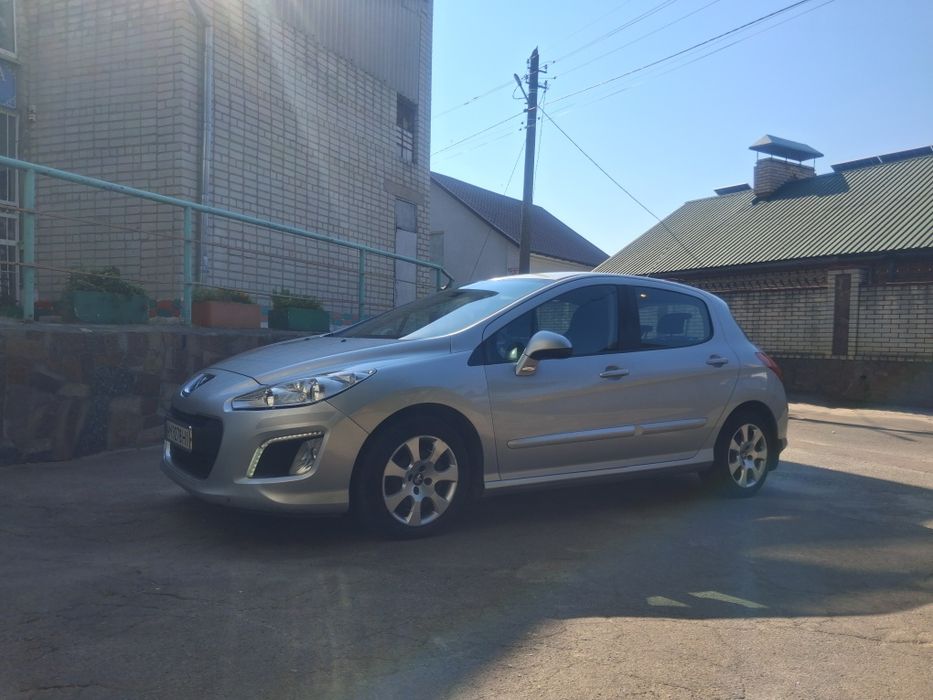 Peugeot 308 2012