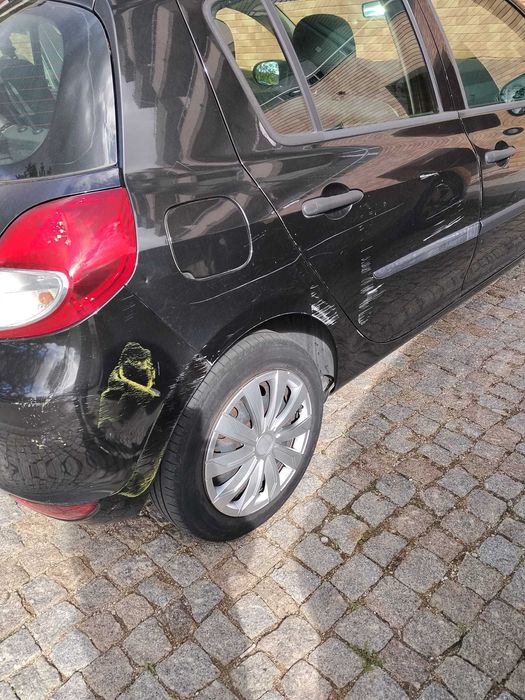 À venda: Renault Clio
