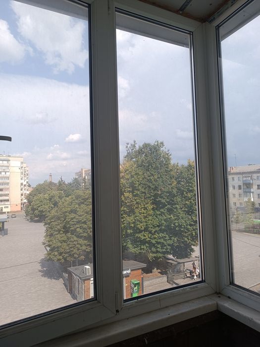 Продам балкону раму