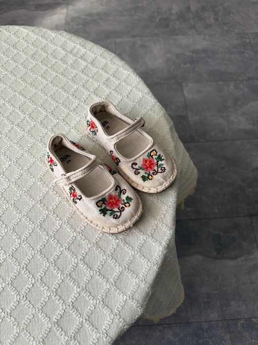 Zara балетки в квіти