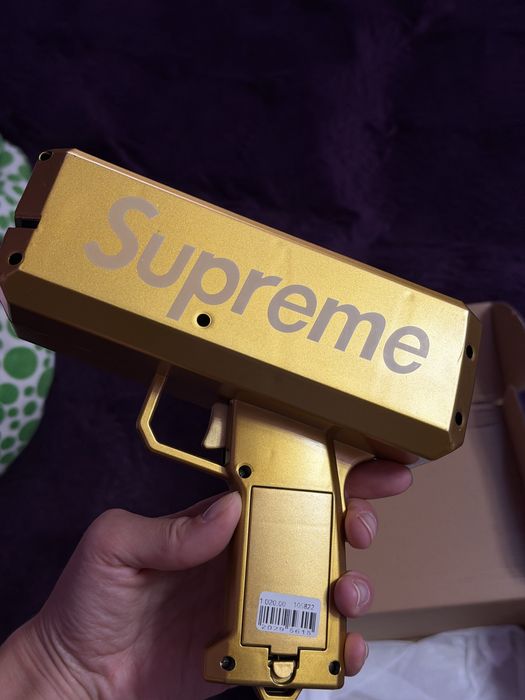 Пістолет для грошей SUPREME Money Gun (золотистий) Aurora
