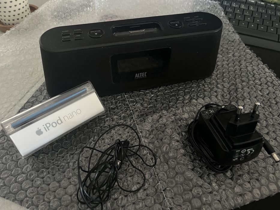 Coluna Altec e Ipod Nano