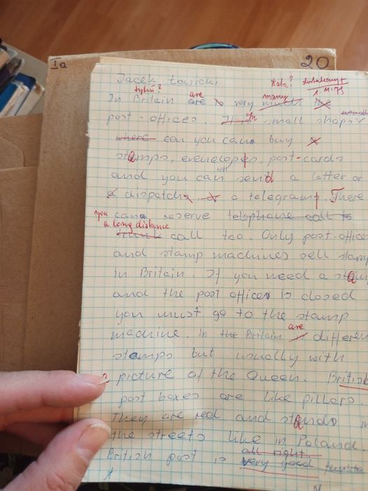 Zestaw 31 wypracowań z języka angielskiego z 1979 r.