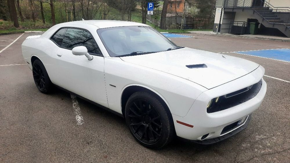 Dodge Challenger