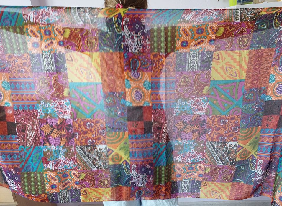 Szalik damski w stylu boho