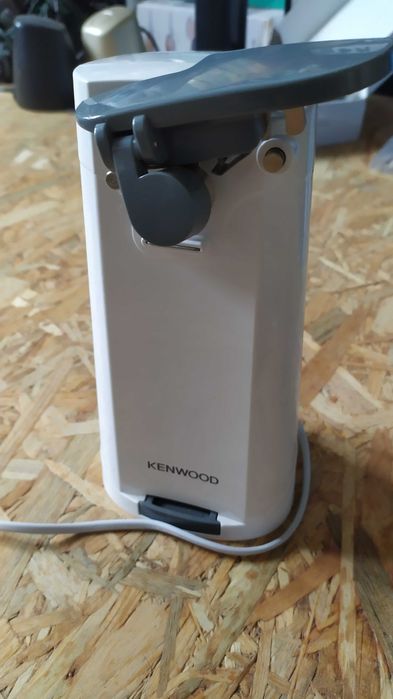 Електричний відкривач для консервів Kenwood 70 Вт