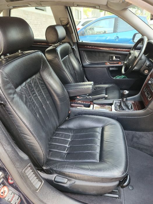 Audi A8 motor 2.8 V6 193cv só 127.000 km nacional um Único dono impecável de tudo Aceito retoma