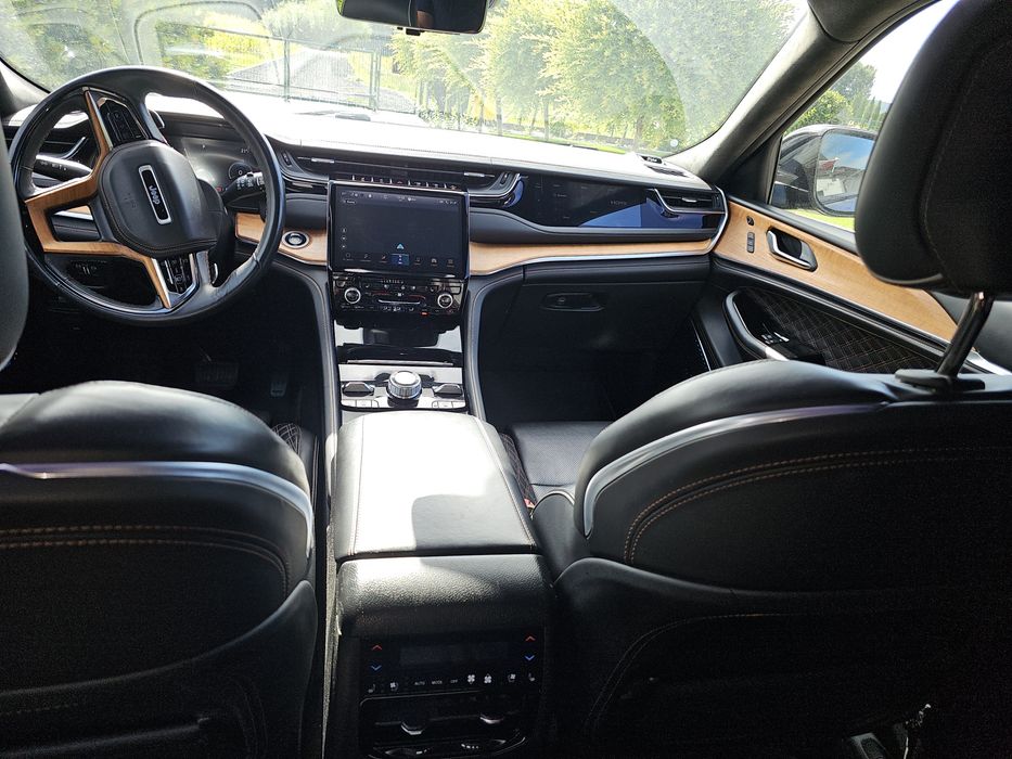 Grand Cherokee WL 5.7 FV 23%, Summit Reserve