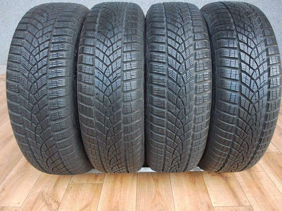 Goodyear Ultra Grip Performance + 195/60/18 96H jak nowe zima