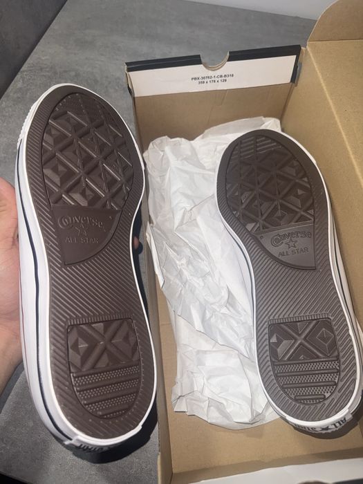 Converse low białe uni-sex w roz. 44