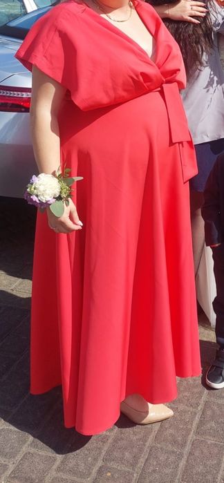 Elegancka sukienka Flavia na wesele - zmysłowy blask papai plus size