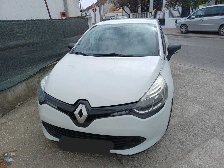 Renault Clio IV Comercial 1.5 dCi – Excelente Estado & Muito Económico