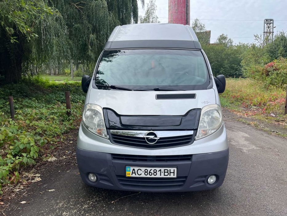 Оpel Vivaro Extra Long  Пасажир 9 місць В рідній фарбі!
