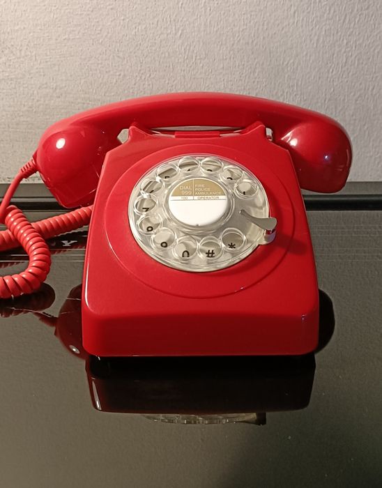 Telefone atual vintage