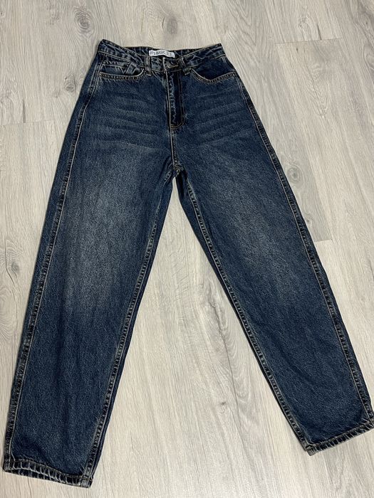 Темно сині джинси