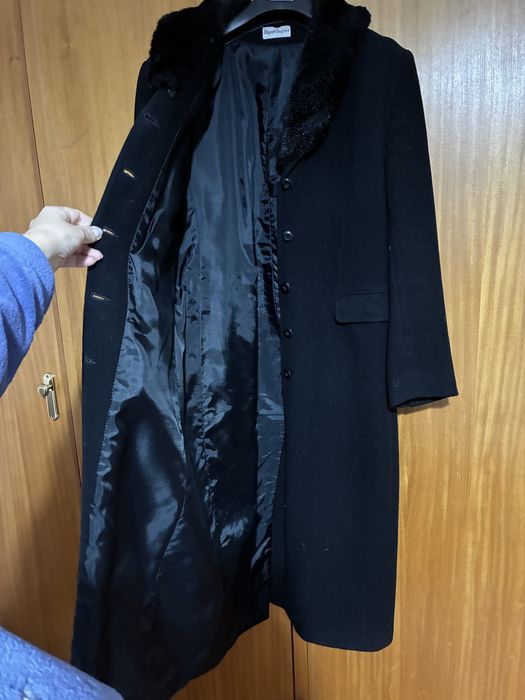 Casaco comprido do estilista Miguel Gageiro