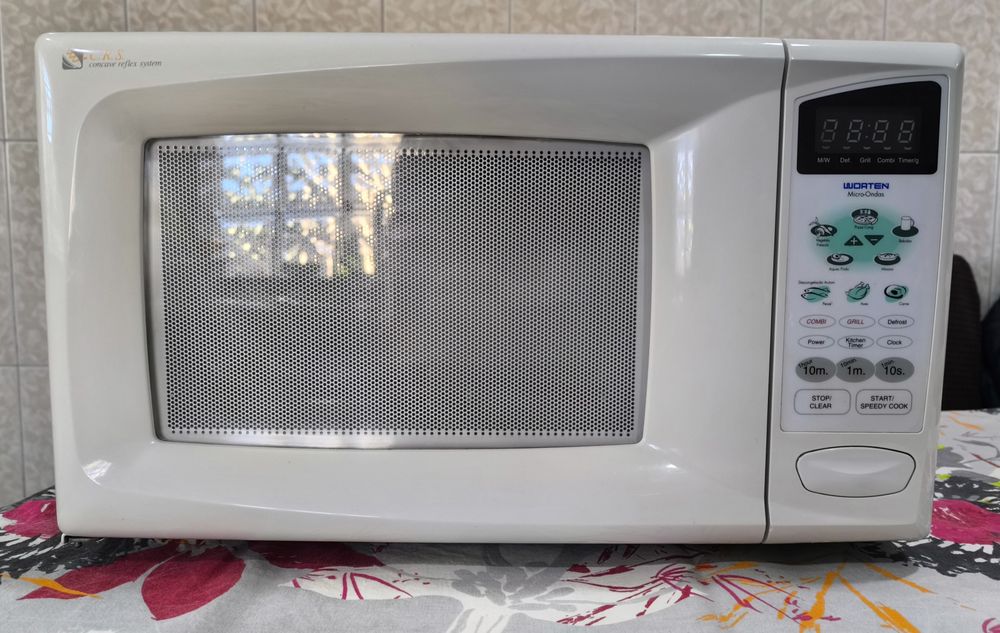 Microondas Digital Worten,  com Grill, a funcionar!!!
Sem ferrugem.

U