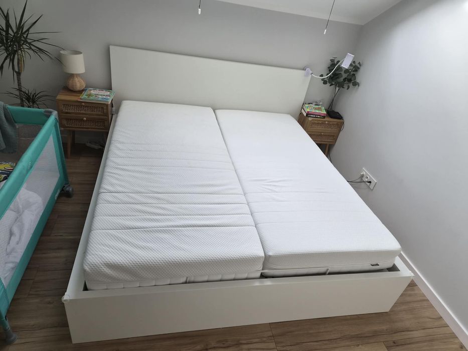 Łóżko Ikea Malm + 2 materace Ikea Akrehamn