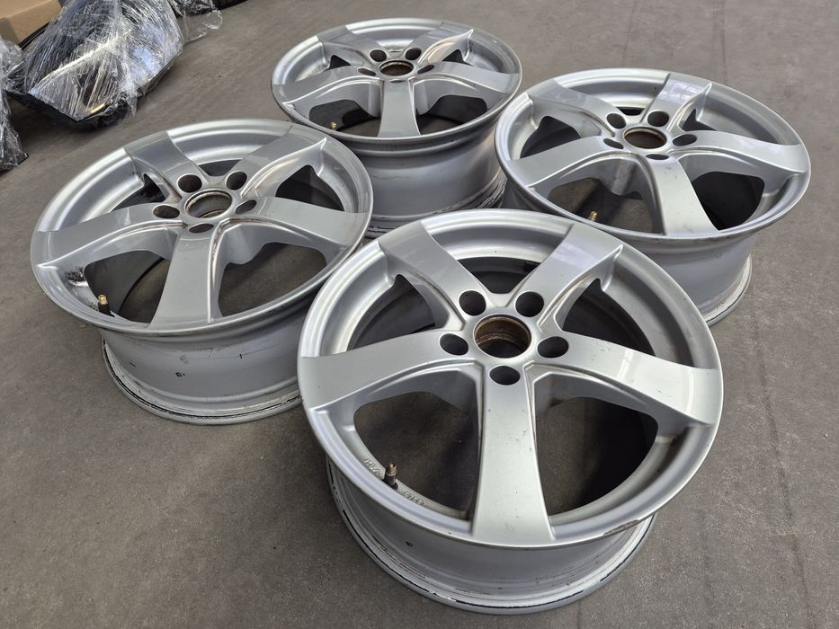 Felgi aluminiowe 16" 5x108 ET48 7J Dezent