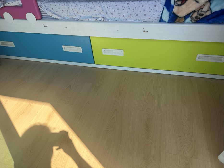 Beliche infantil/jovem em madeira de excelente qualidade