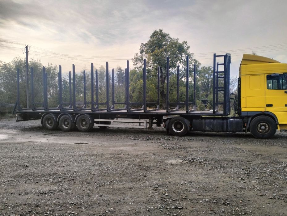 Полуприцеп Лісовоз
