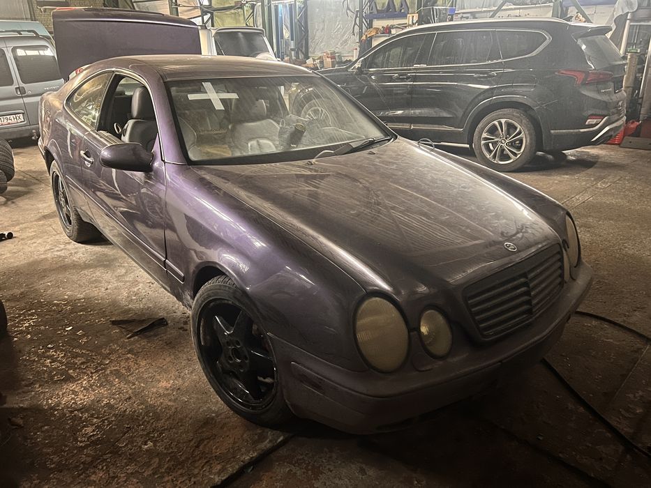 Мерседес Clk W 208