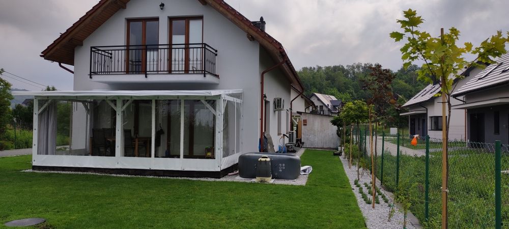 Plandeki osłony altan tarasów