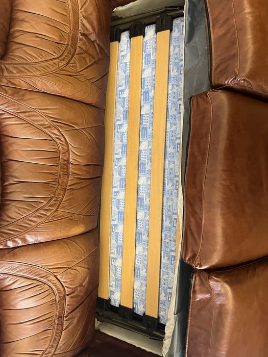 Vende-se Sofa Cama Pele Couro Castanho