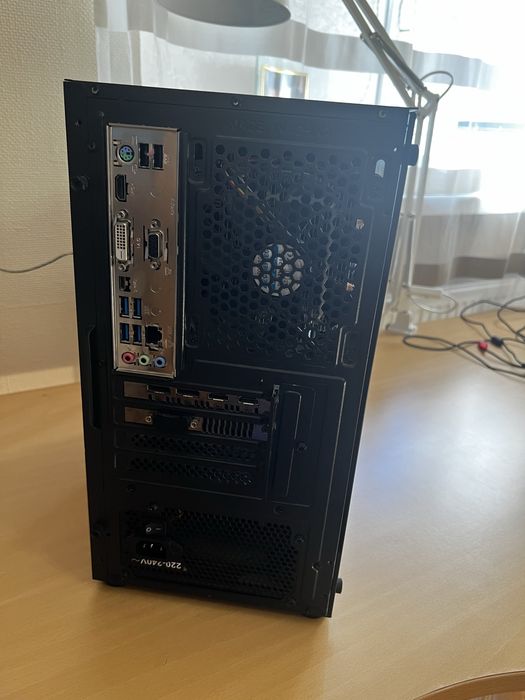 Ігровий/робочий комп’ютер DESKTOP-U9DQ96F