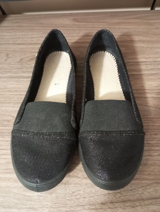 Trampki tenisówki czarne z brokatowym połyskuem rozmiar 37