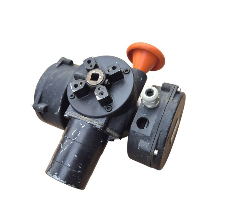 Siłownik elektryczny E​B​R​O M​6​0-0​9-0​0-0​0 60 Nm NOWE