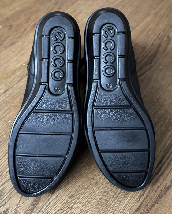 Ecco ботинки зимние р.39(25 см)