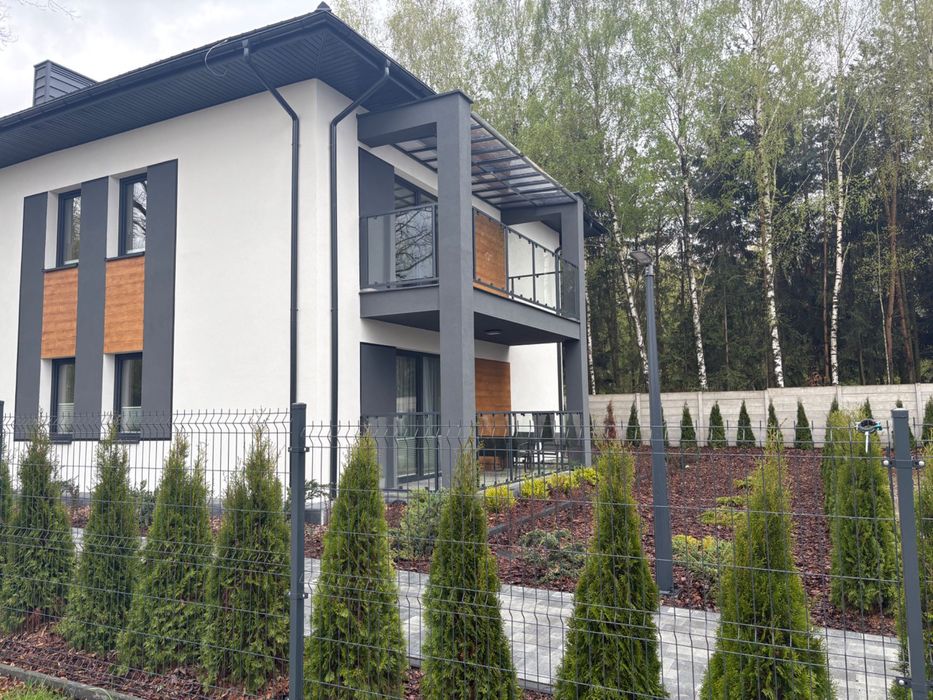 Nowe mieszkanie 80 m2, duży balkon, miejsce parkingowe.